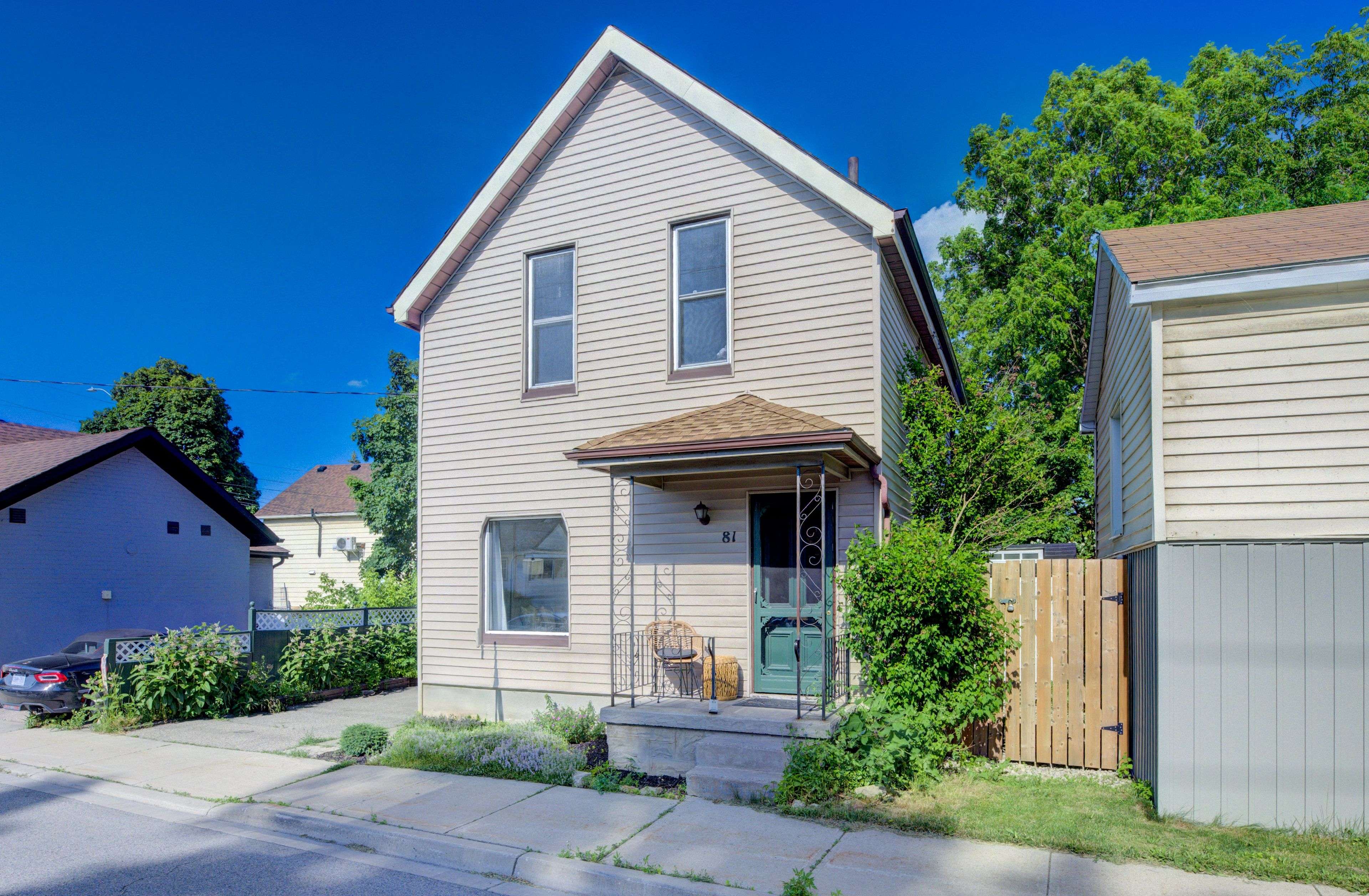 81 George ST N, Cambridge, ON N1S 2N1