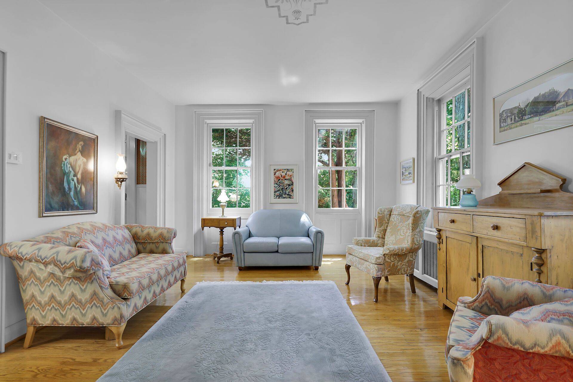 London South, ON N6K 2L3,249 Halls Mill RD