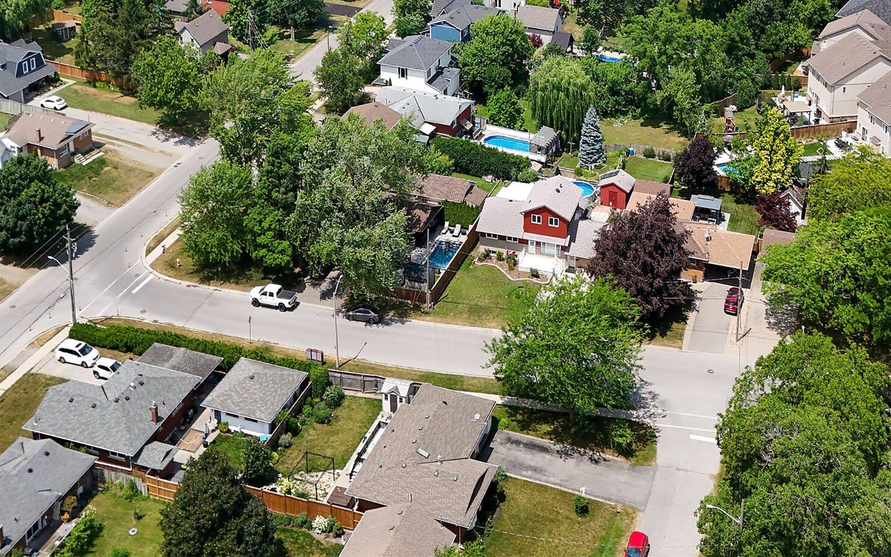 Lincoln, ON L3J 0L5,4889 Cherrywood DR
