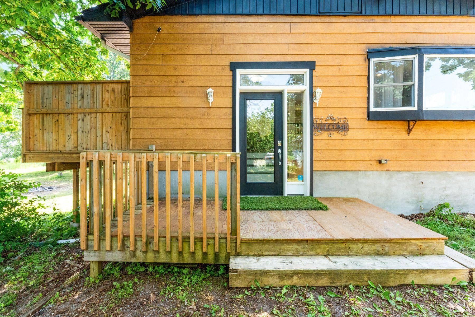 Frontenac Islands, ON K7G 2V6,225 Johnson Bay LN