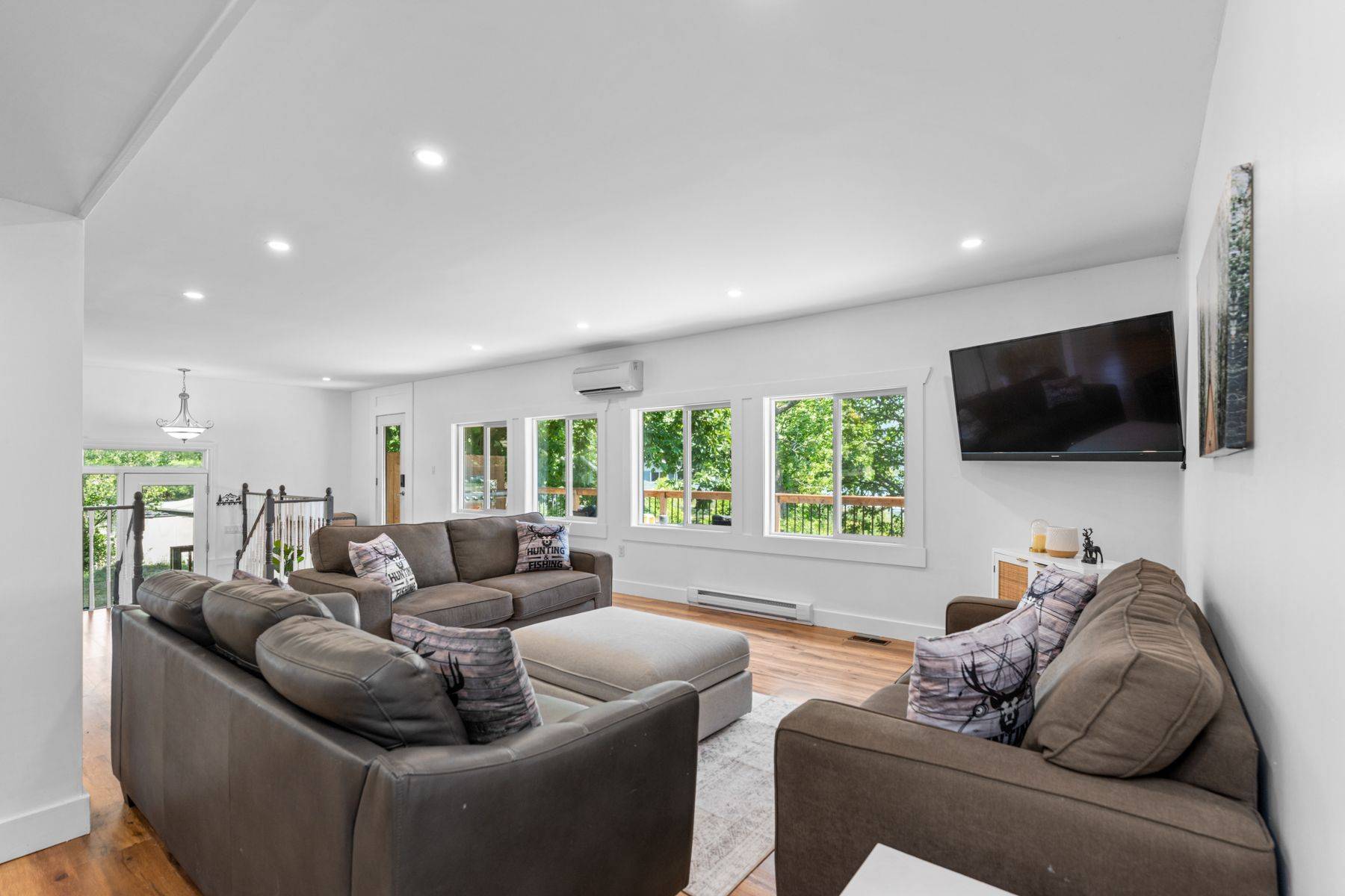 Frontenac Islands, ON K7G 2V6,225 Johnson Bay LN