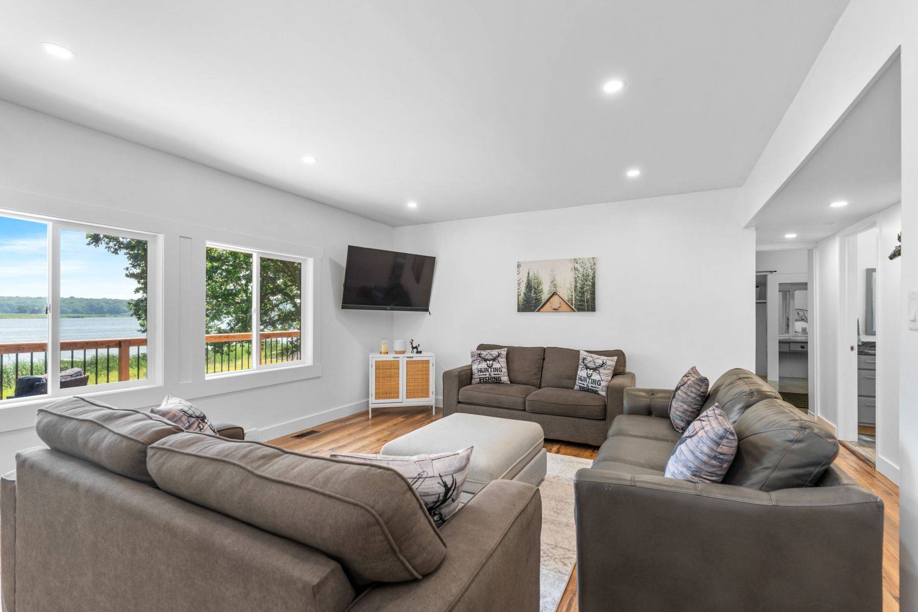 Frontenac Islands, ON K7G 2V6,225 Johnson Bay LN