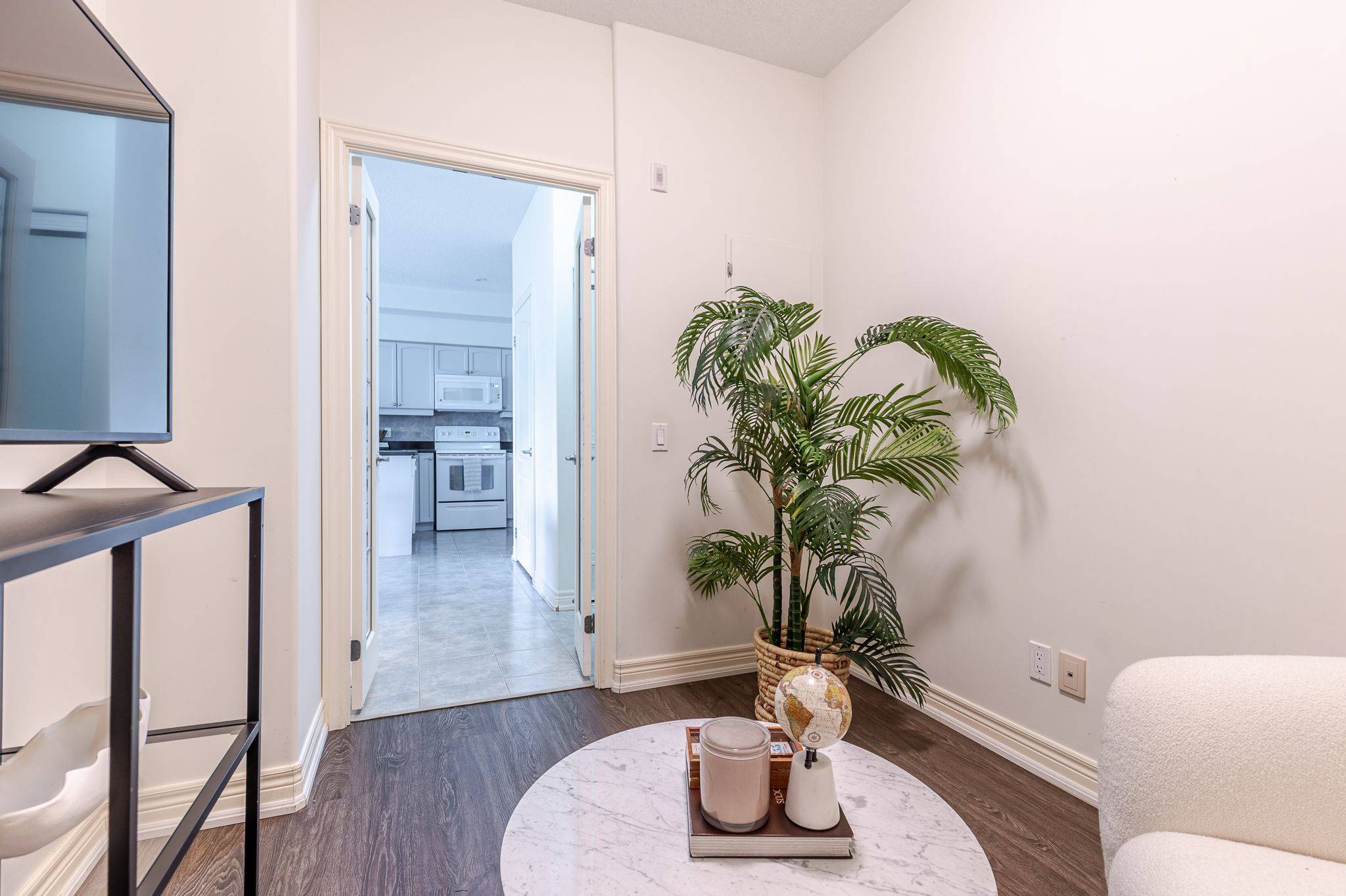 Peterborough West, ON K9J 0B7,869 Clonsilla AVE #217