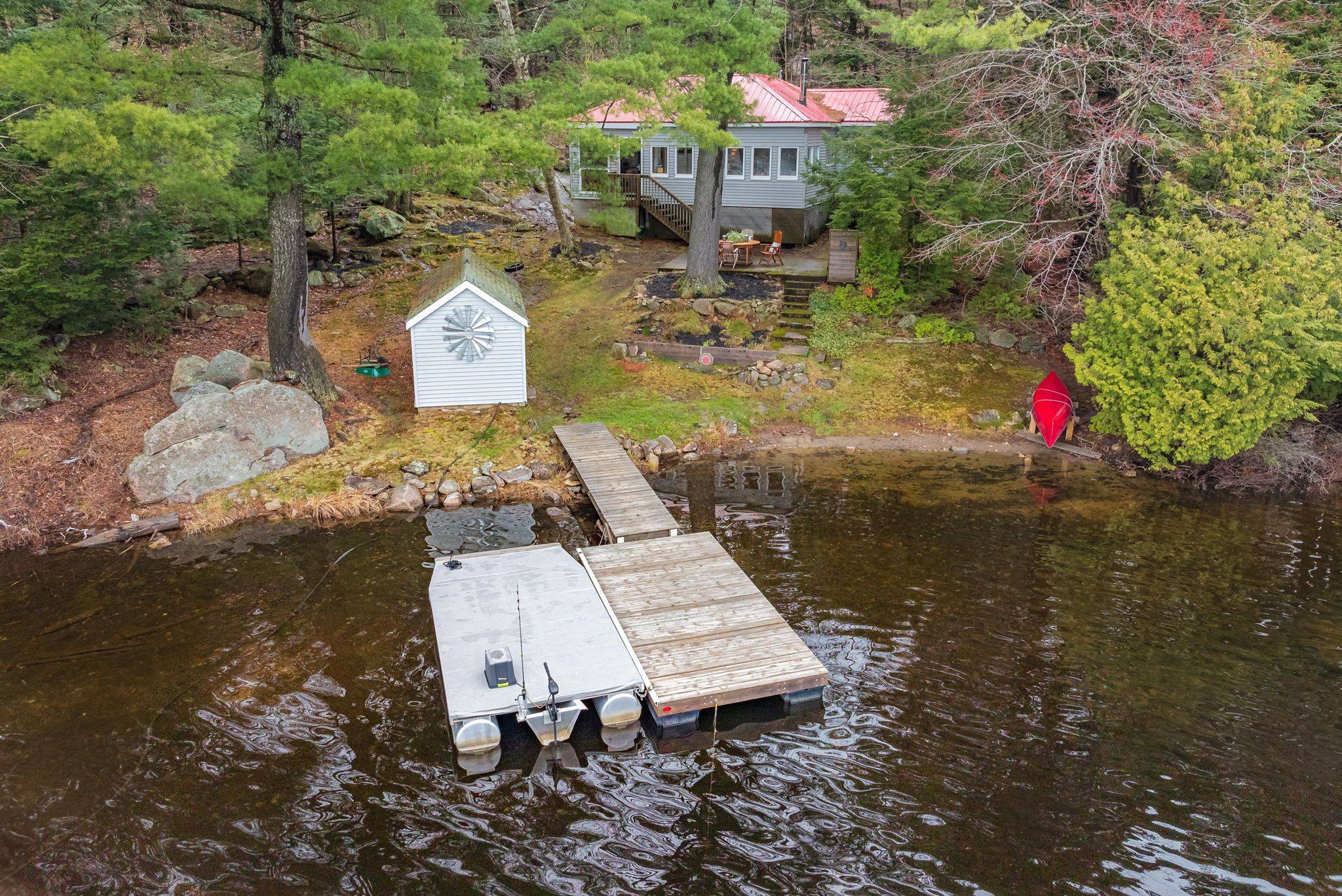 1010 NEST LN, Lake Of Bays, ON P0A 1E0