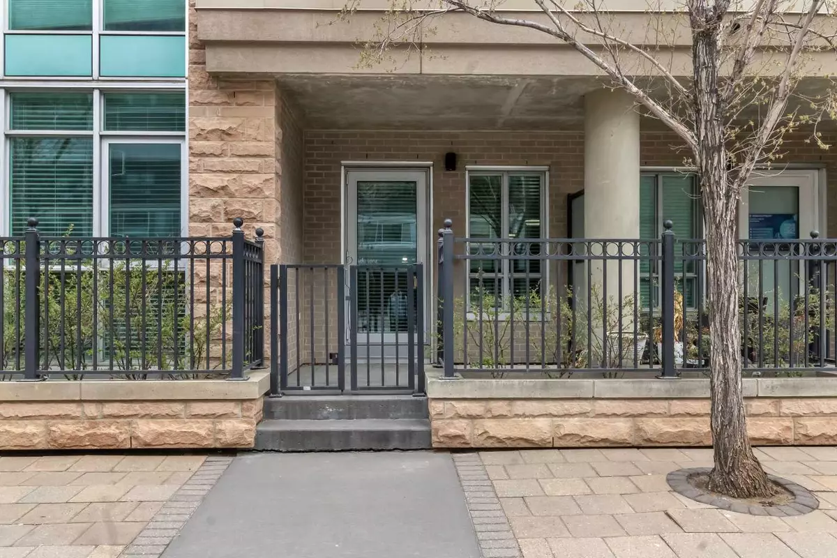 Calgary, AB T2R 0H1,788 12 AVE SW #102