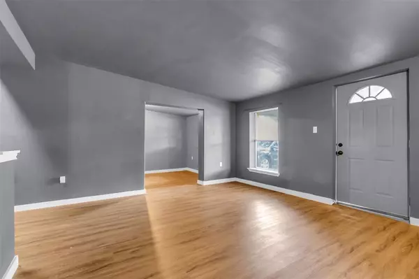 918 Garden Drive, Garland, TX 75040