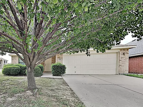 7584 Juliet Lane, Fort Worth, TX 76137