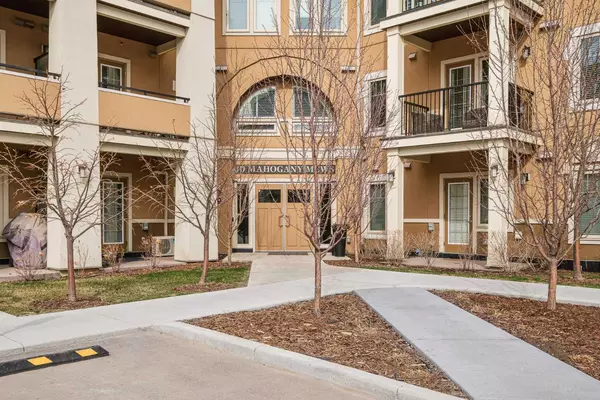 Calgary, AB T3M 3H4,30 Mahogany Mews SE #211