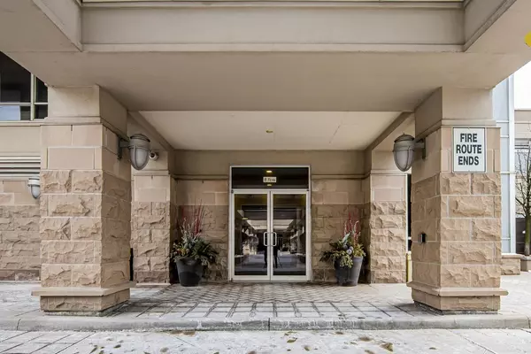 8 Rean DR #1701, Toronto C15, ON M2K 1H1