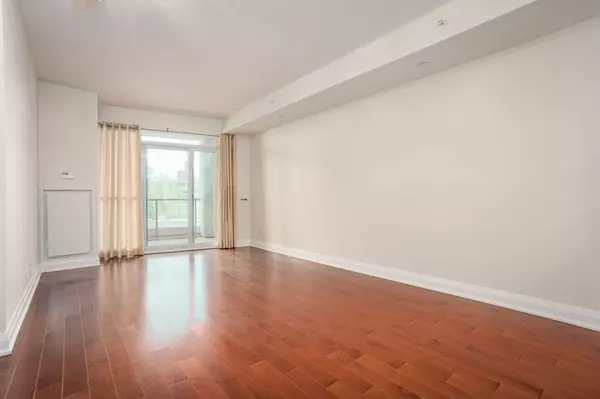 Oakville, ON L6L 0E1,11 Bronte RD #426