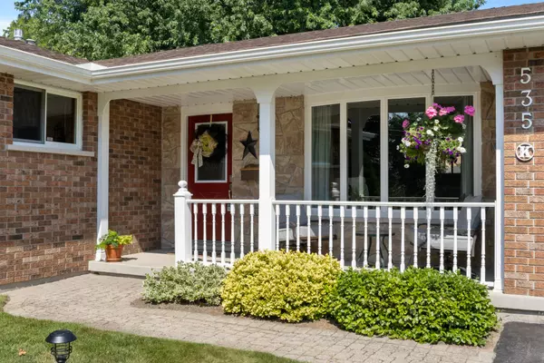 Centre Wellington, ON N1M 1L1,535 St George ST E