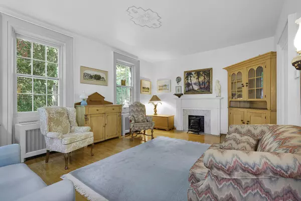 London South, ON N6K 2L3,249 Halls Mill RD