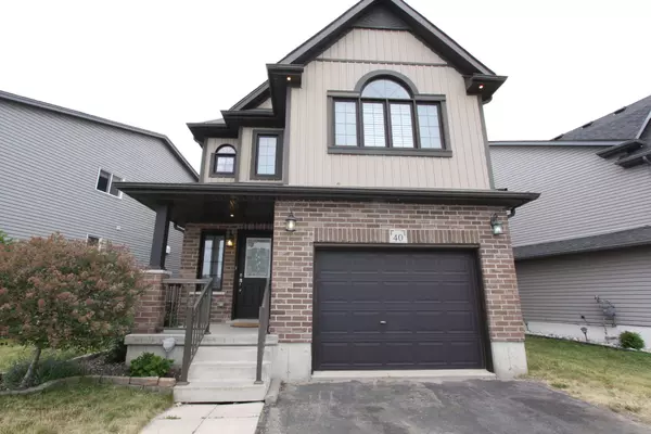 40 Sorrento ST #Upper, Kitchener, ON N2R 0A4