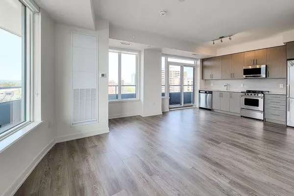 212 King William ST #817, Hamilton, ON L8R 0A6