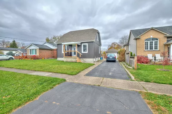 Niagara Falls, ON L2G 6S9,7992 PETER ST