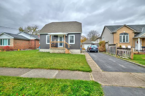 Niagara Falls, ON L2G 6S9,7992 PETER ST
