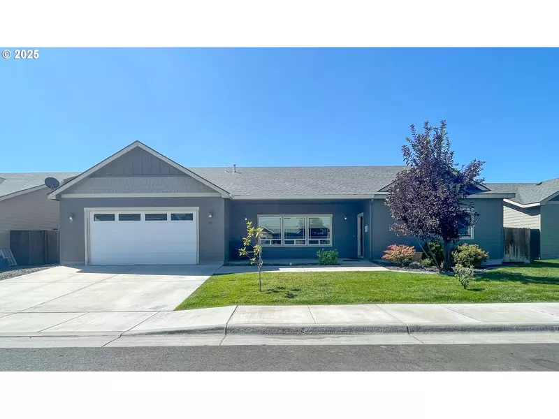 915 SW COYOTE DR, Hermiston, OR 97838
