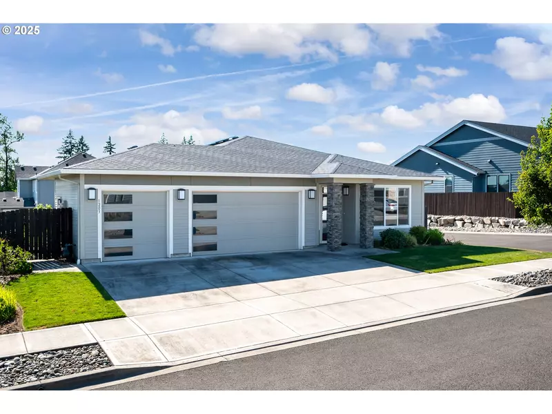1203 S 44TH AVE, Ridgefield, WA 98642