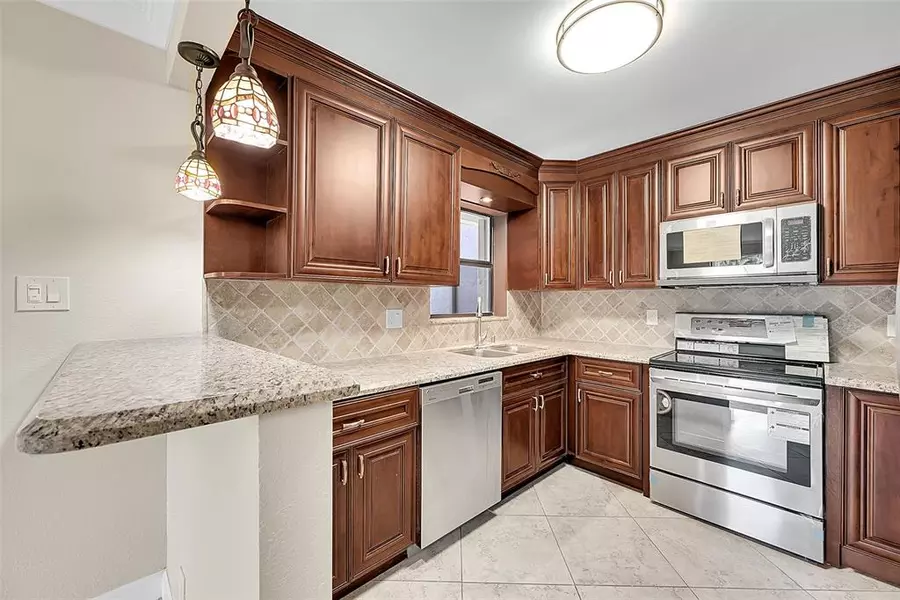 3841 NW 35th St #1521, Pompano Beach, FL 33066