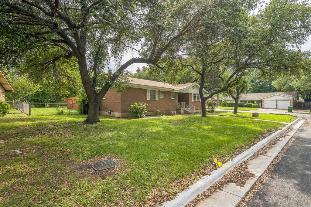 Haltom City, TX 76117,5700 Starling Circle