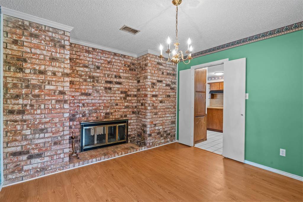 Fort Worth, TX 76179,7725 Westwind Drive
