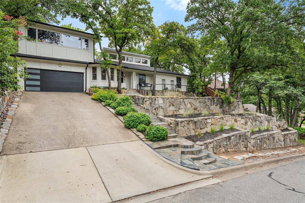 Grapevine, TX 76051,2822 Harvest Hill Drive