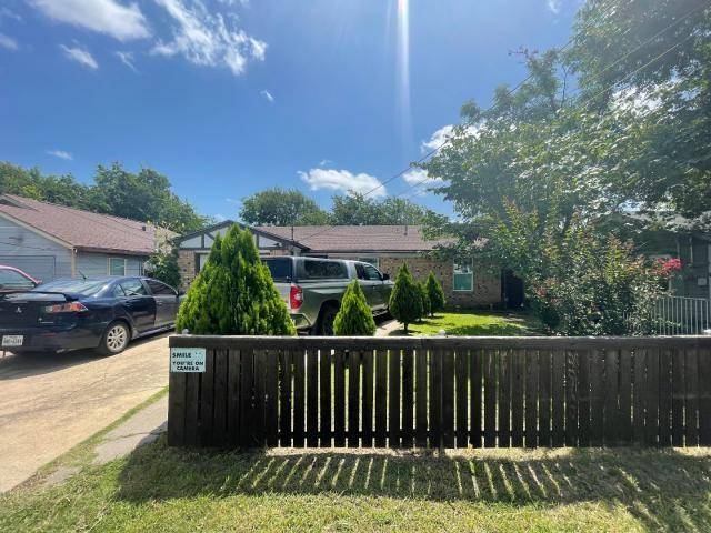 618 SE 3rd Street, Grand Prairie, TX 75051