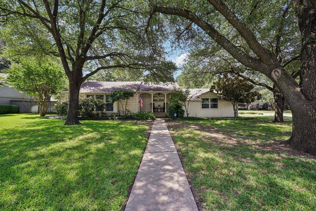Arlington, TX 76012,1320 Redbud Drive