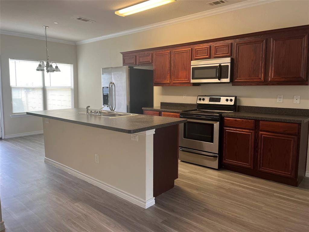 Denton, TX 76208,5416 Soledad Drive