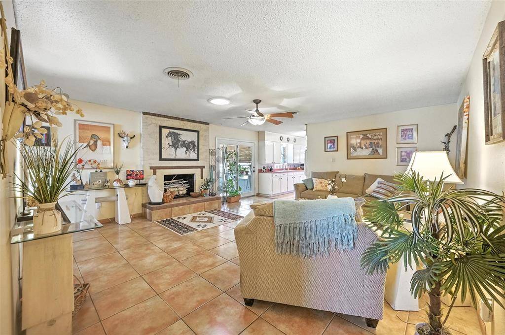 Benbrook, TX 76116,8109 Chapin Road