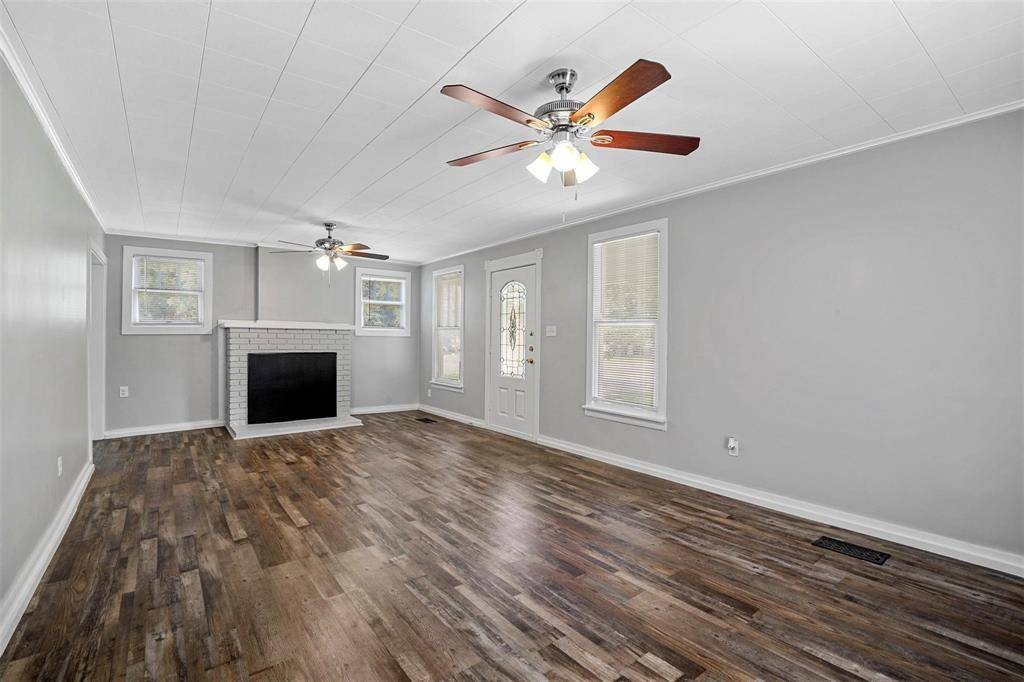 Sherman, TX 75090,300 W Moore Street