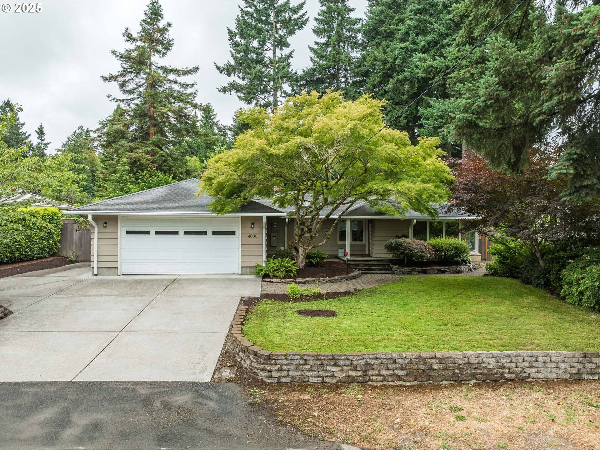 4030 CALAROGA CIR, West Linn, OR 97068