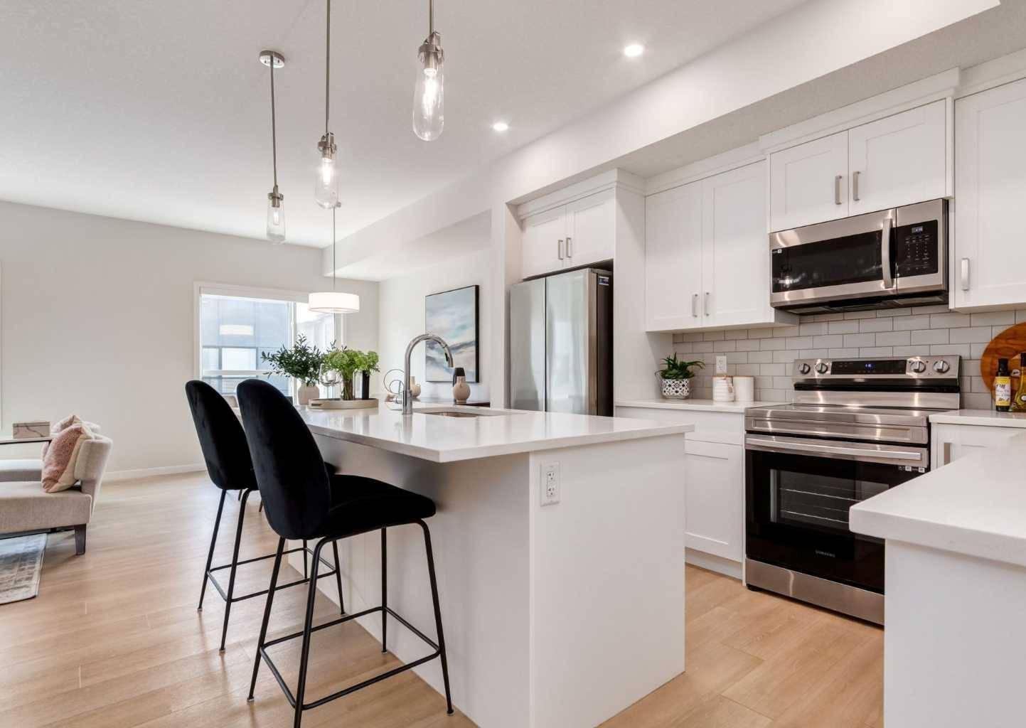 42 Cranbrook GDNS Southeast #139, Calgary, AB T3M 3N9