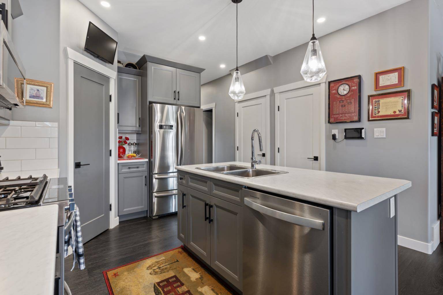 Camrose, AB T4V 5E2,7307A 44B AVE