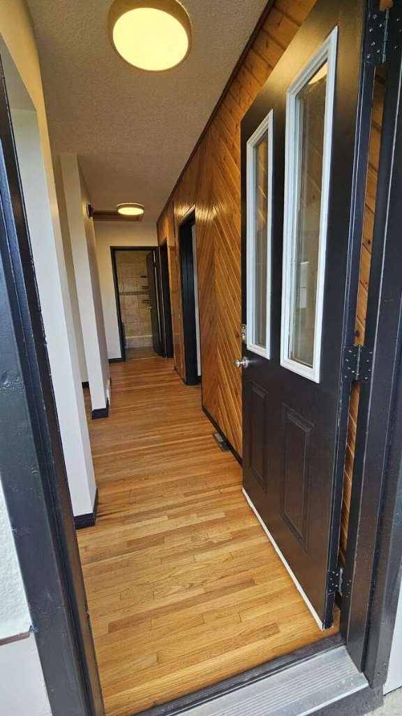 Medicine Hat, AB T1A6R5,133 14 ST Northwest