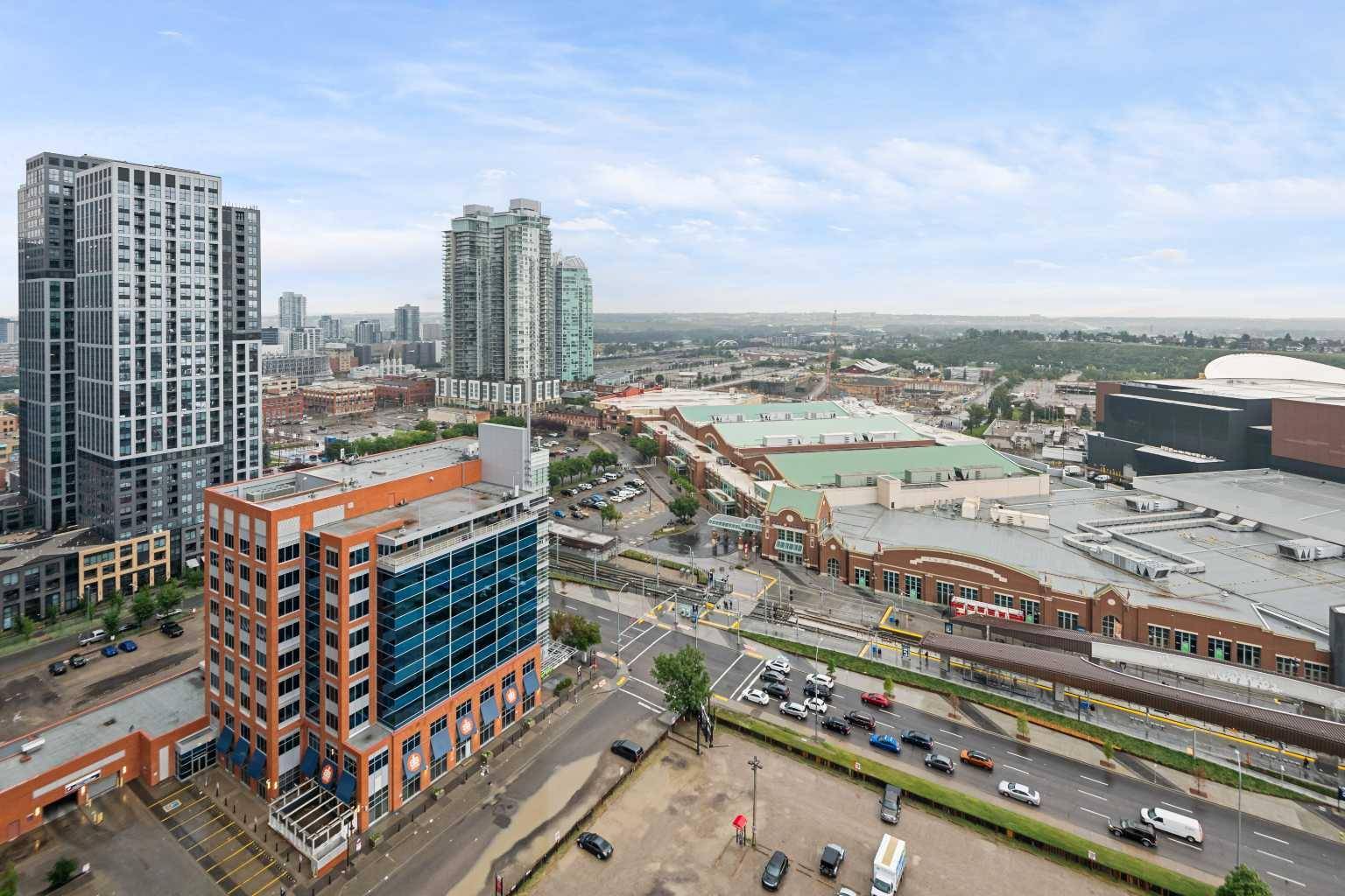 210 15 AVE Southeast #2204, Calgary, AB T2G 0B5