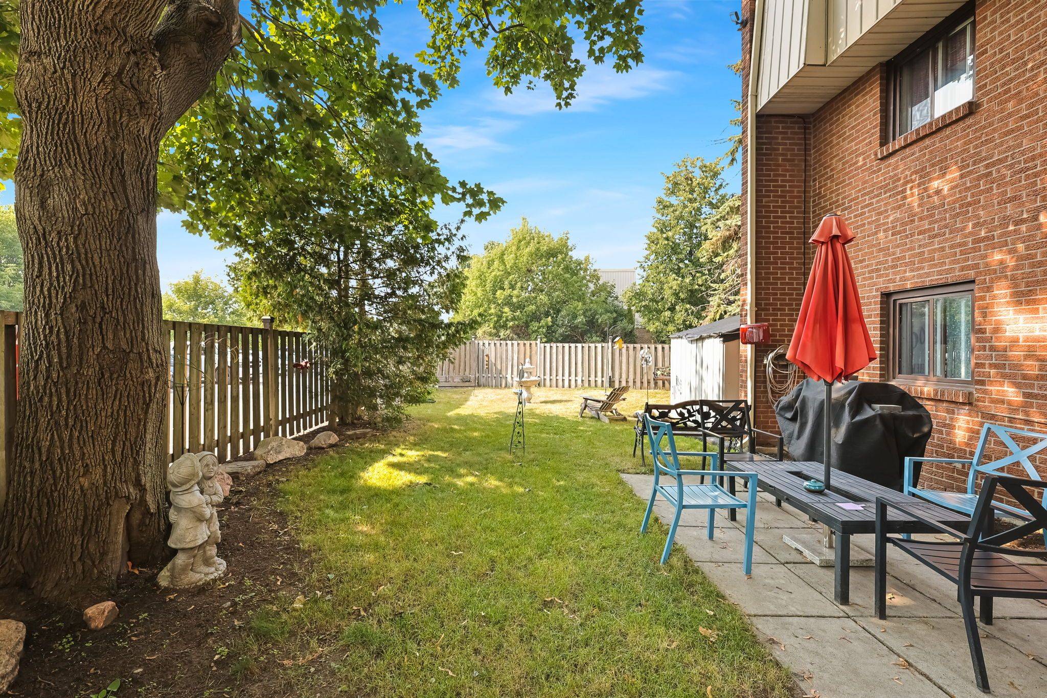 Oshawa, ON L1J 6G4,1100 Oxford ST #55
