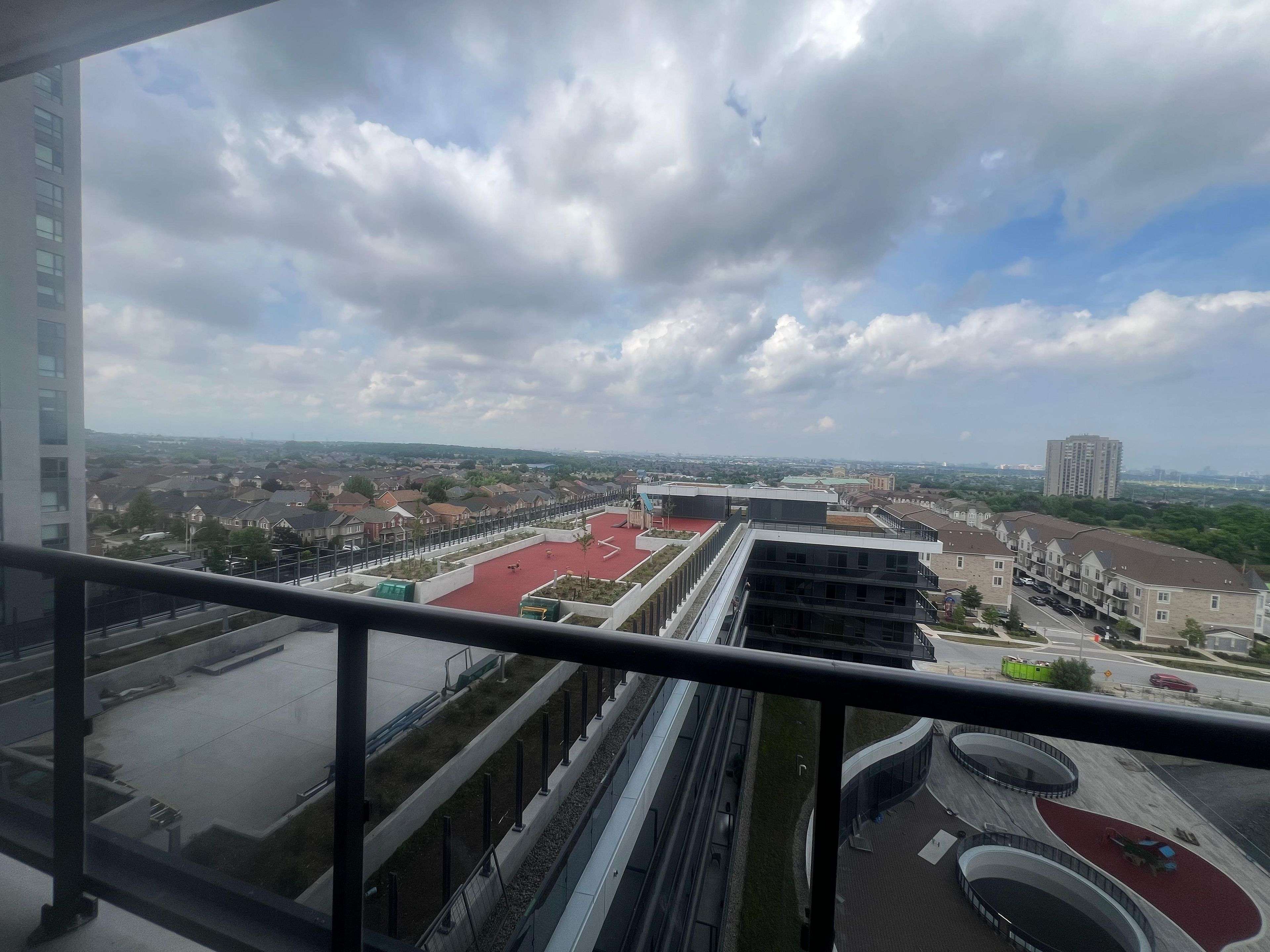 Mississauga, ON L4Z 3X7,5105 Hurontario ST #901