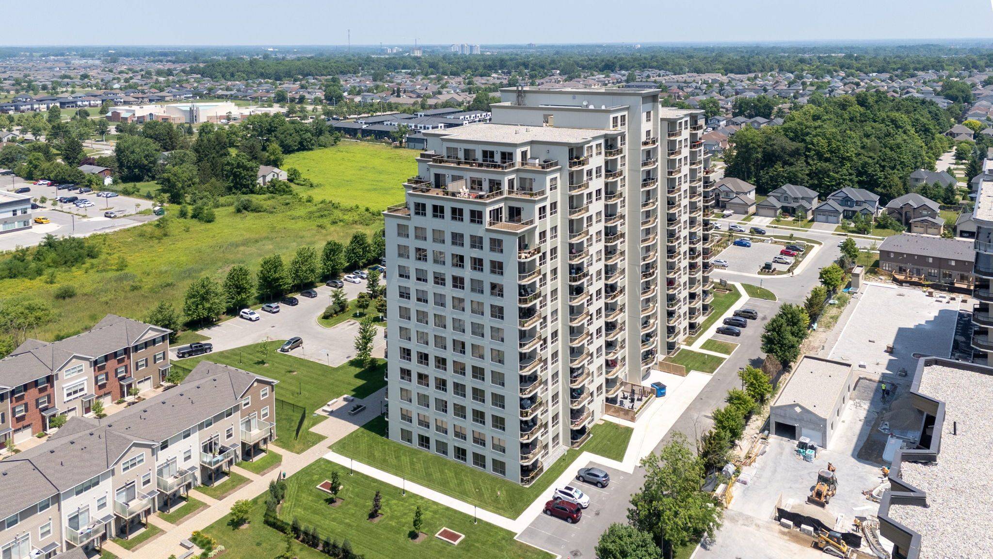 1030 Coronation DR #513, London North, ON N6G 0G5