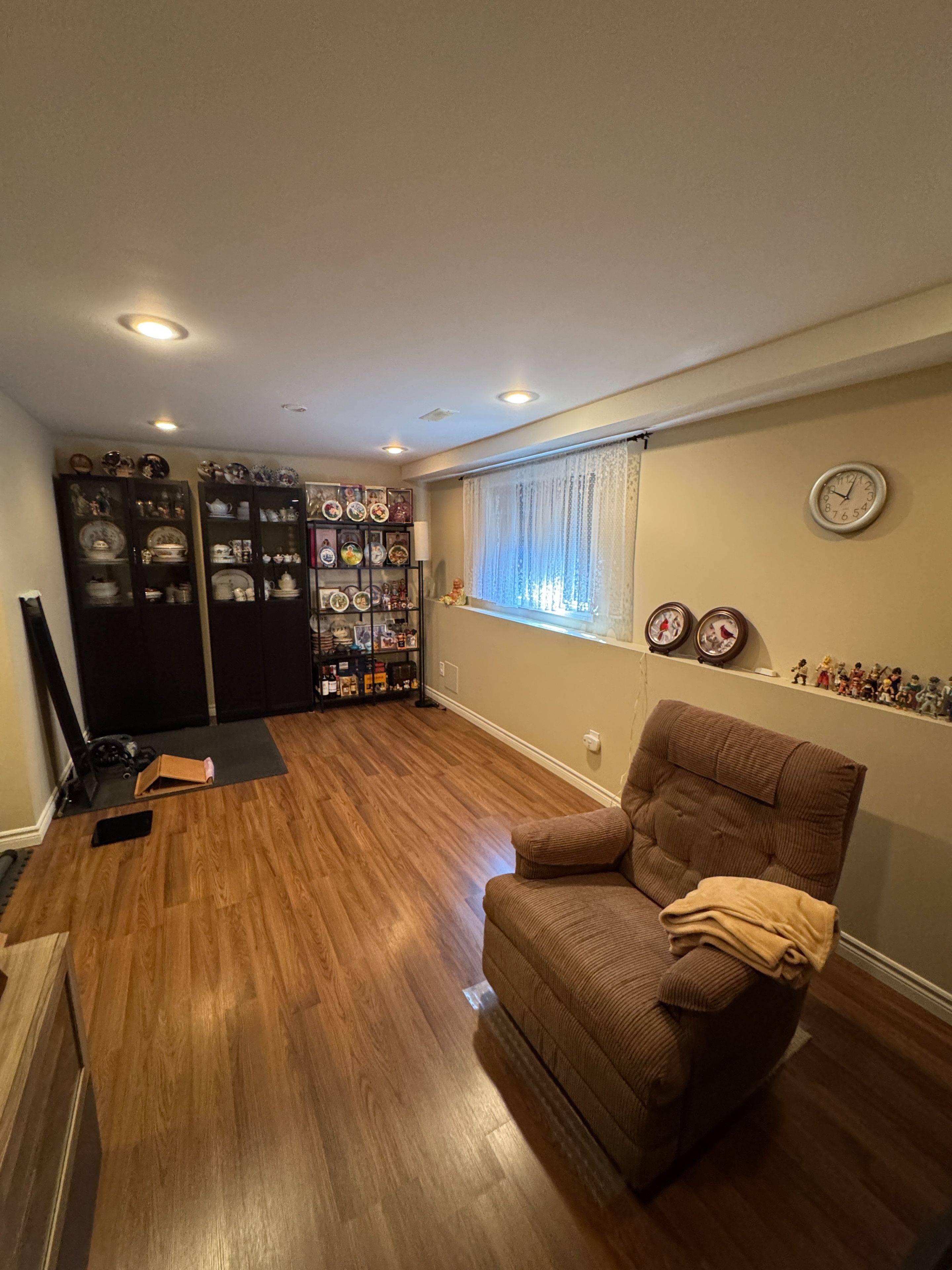 Hamilton, ON L9G 0A2,39 Panabaker DR #9
