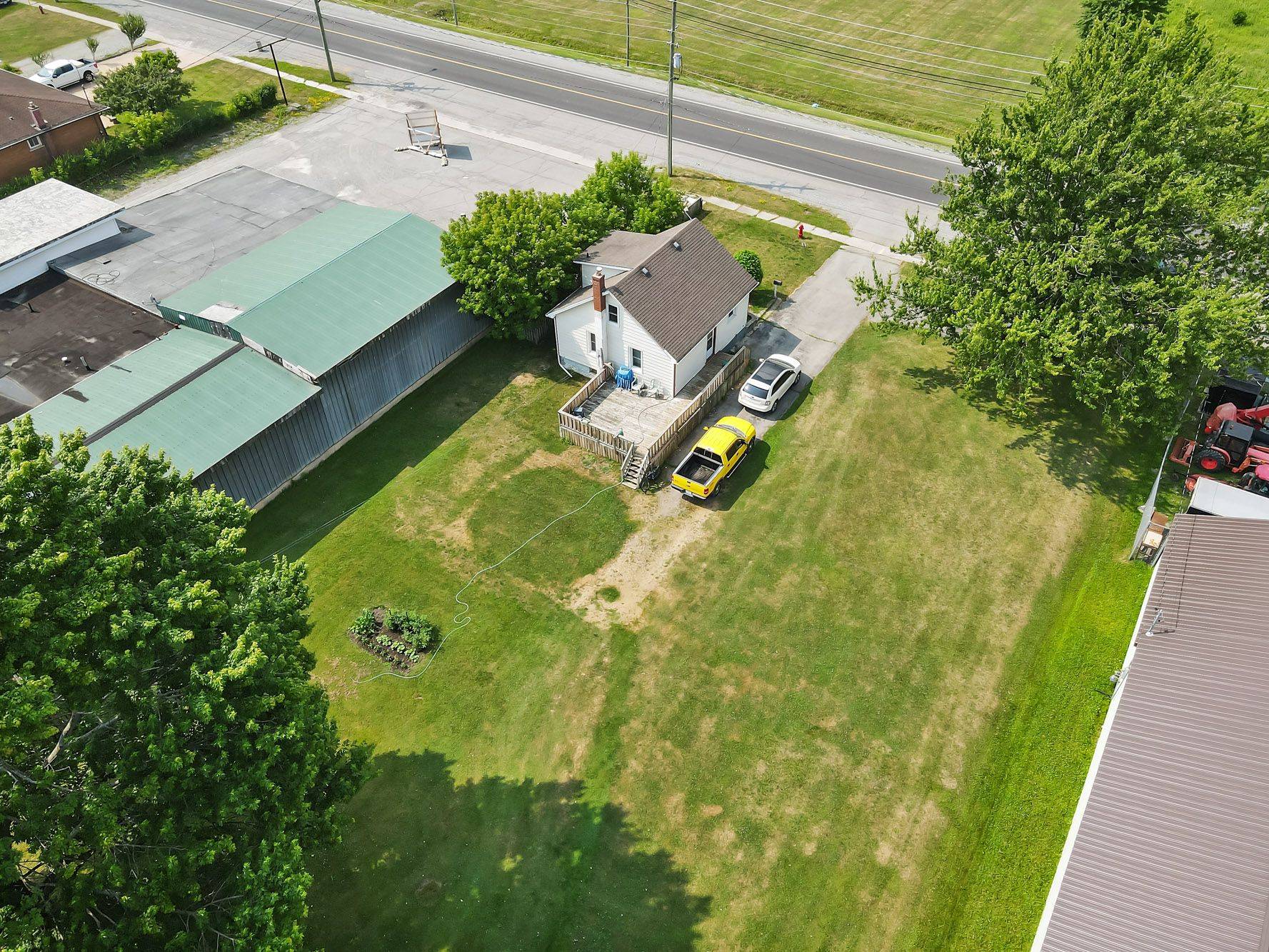 Port Colborne, ON L3K 2J8,567 KILLALY ST E