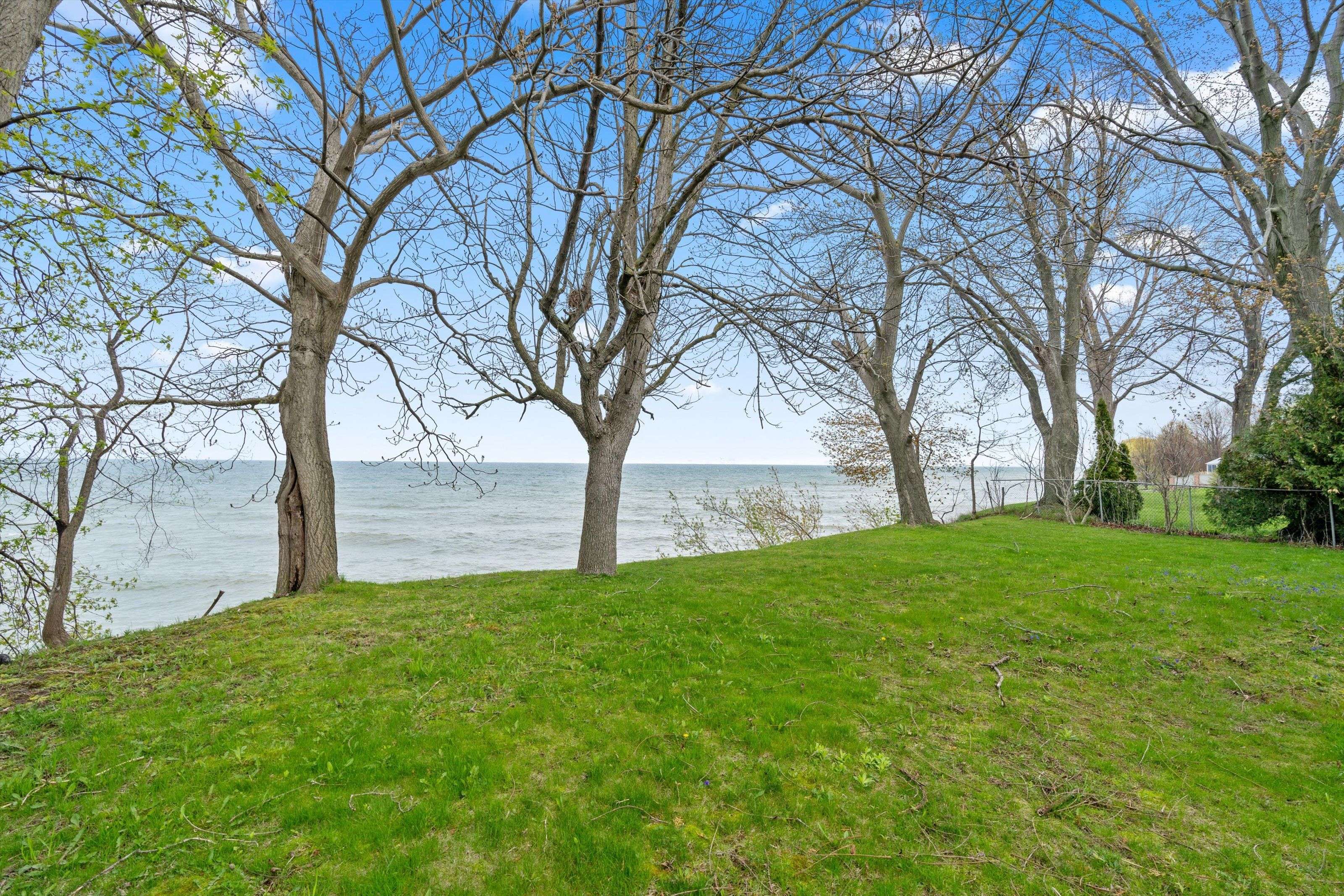 Niagara-on-the-lake, ON L0S 1J0,10 Firelane 10a RD