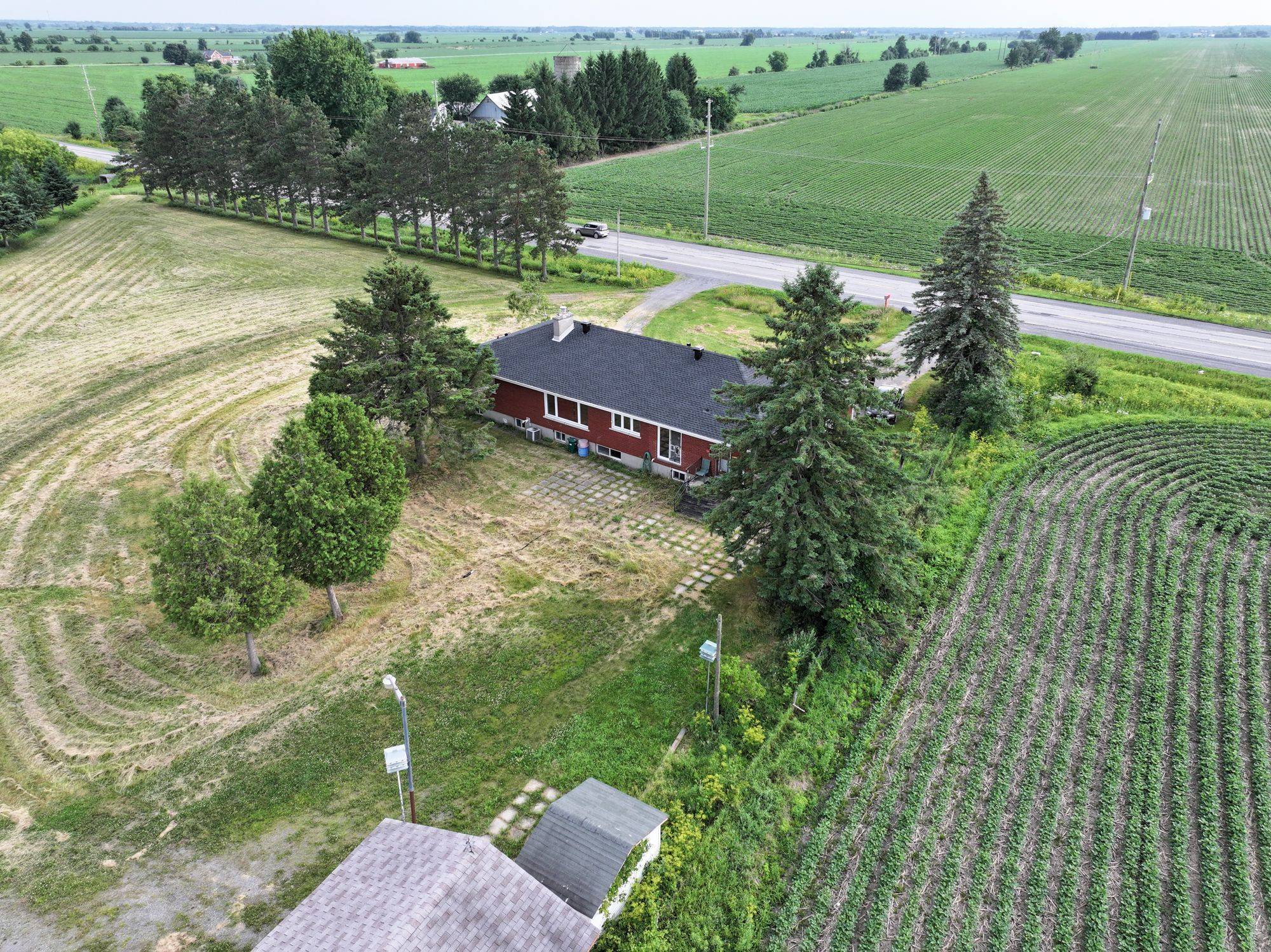 Fallowfield Rd South Of Ottawa, ON K0A 2Z0,6050 Old Richmond RD