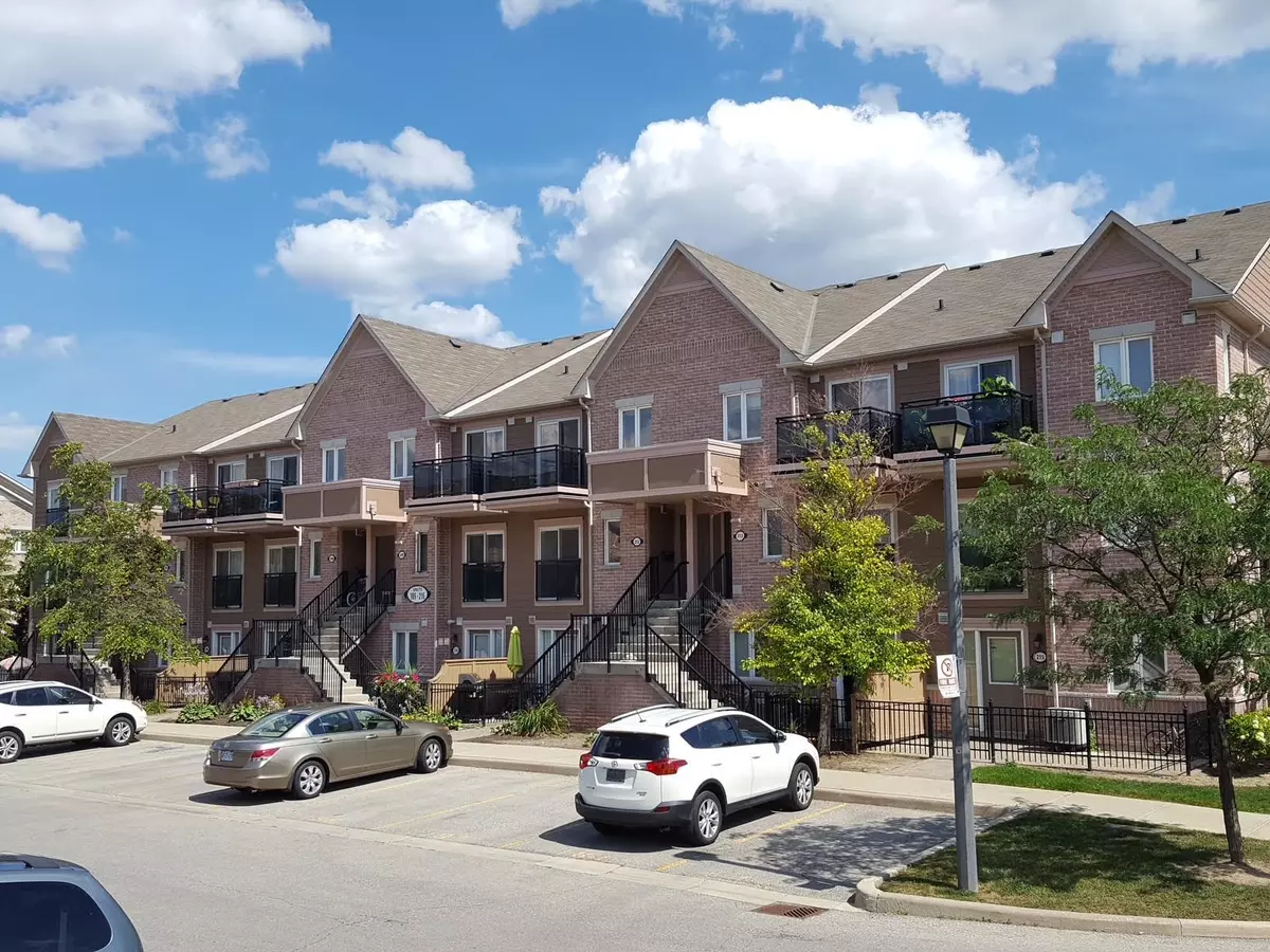 Mississauga, ON L5M 8C5,4975 Southampton DR #207
