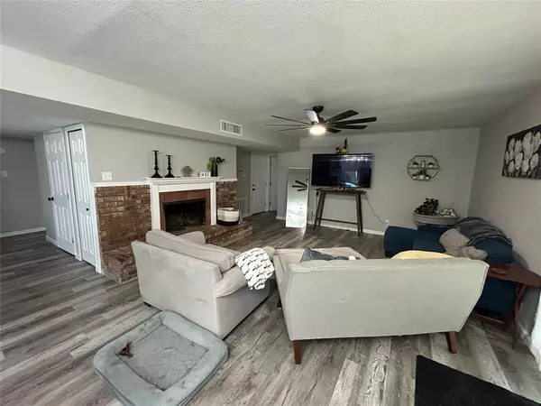Garland, TX 75043,6310 Glenmoor Drive