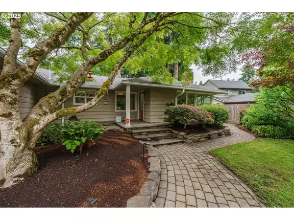 West Linn, OR 97068,4030 CALAROGA CIR