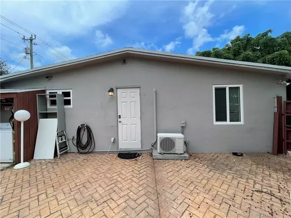 1415 NE 25th St #STUDIO, Pompano Beach, FL 33064