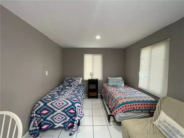 Pompano Beach, FL 33064,1415 NE 25th St #STUDIO