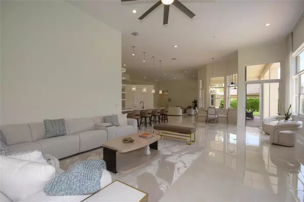 Davie, FL 33330,13846 SW 40th St