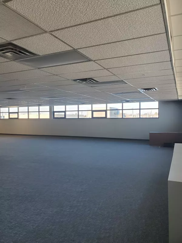 Toronto W04, ON M6A 1J6,54 Samor RD #4